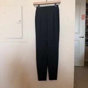 Lululemon Black High Rise Pants Women’s Size 2 Slim Fit Stretch Work Yoga Pants